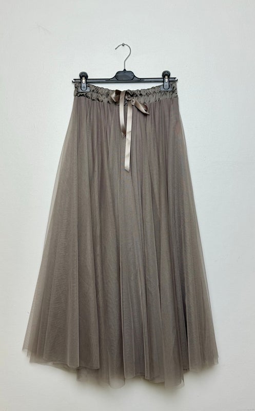Taupe